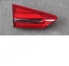 Фонарь задний левый внутренний код 553025 Geely Atlas