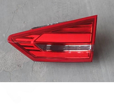 Фонарь задний правый внутренний код 553025 Geely Atlas