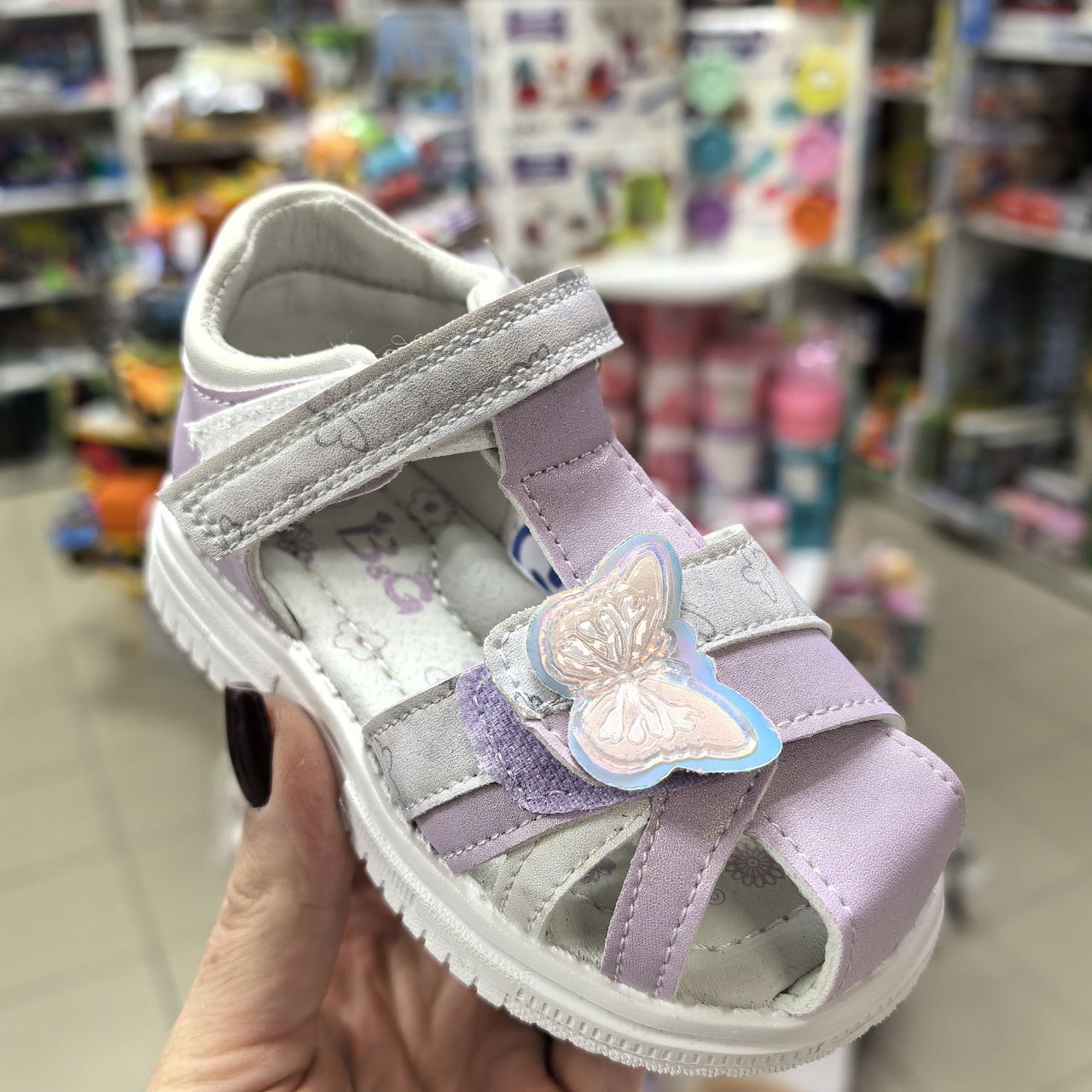 Босоножки для девочки