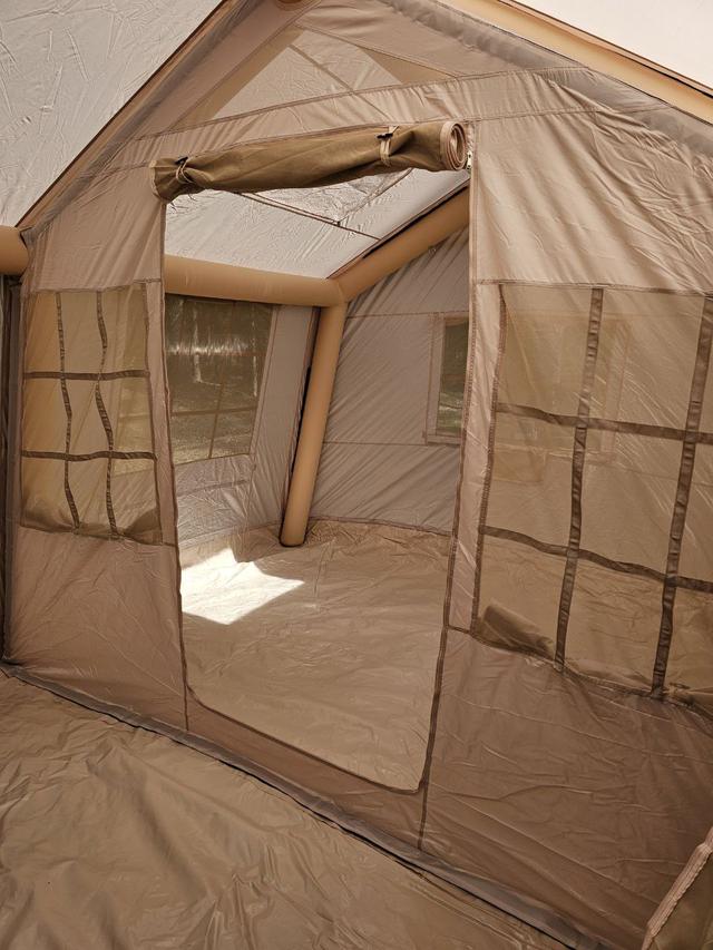 Надувная палатка 4*3*2. 12м.кв