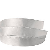 Лента атласная, 1,5 см*23 м, тёплый белый