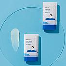 Солнцезащитный стик с березовым соком Round Lab Birch Juice Moisturizing Sun Stick SPF50+ PA++++ 19 гр, фото 4