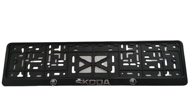Рамка номерного знака с защелкой серебро с надписью "SKODA" рельеф