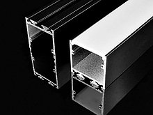 Алюминиевый профиль накладной (подвесной) черный с экраном 35,6х35 (solled 3535НЧ)