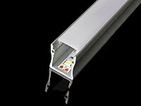 Алюминиевый профиль накладной с экраном 17.5х15 для LED ленты
