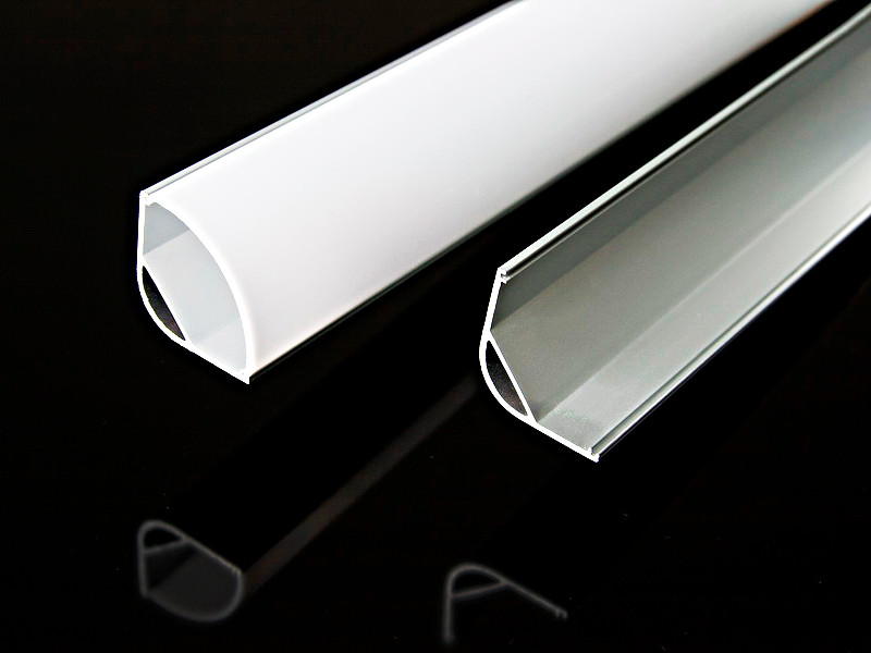 Алюминиевый профиль угловой с экраном 30х30 для LED ленты