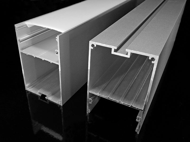 Алюминиевый профиль серебро подвесной 48x70 для LED светильников.