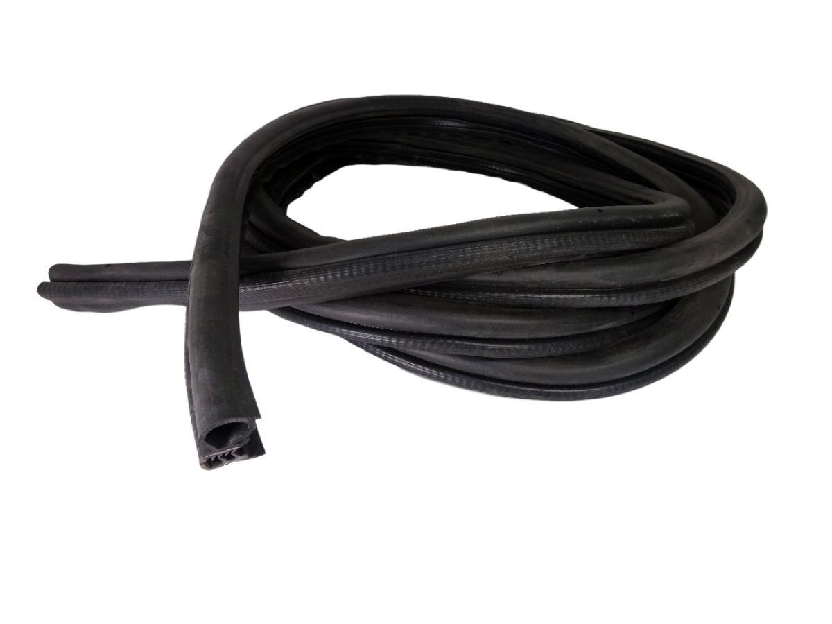 Уплотнитель двери МАЗ-5440 (армированный) ЕВРО 4,5 м 6430-6107030-001