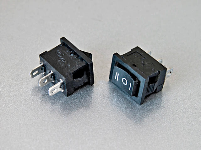 Переключатель MRS-103(A) on-off-on черный