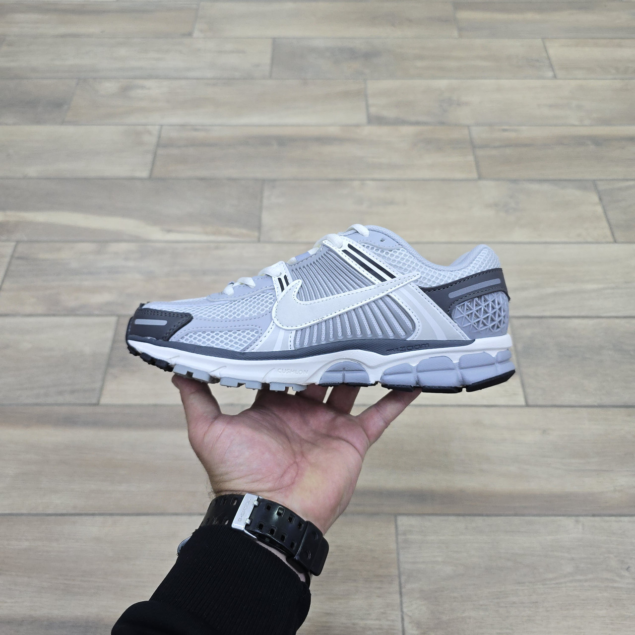 Кроссовки Nike Zoom Vomero 5 Dark Grey