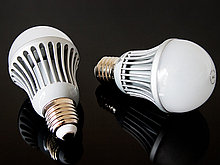 Светодиодная лампа 220V 7W E27