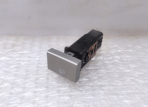 Кнопка обогрева стекла заднего   Geely Emgrand X7