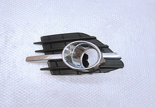 Рамка противотуманной фары левая Geely Emgrand X7 FL FL