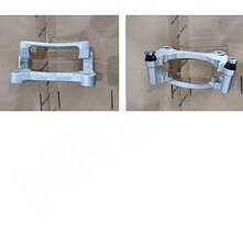 Скоба суппорта переднего правого (серебро) Geely Coolray/BelGee X50