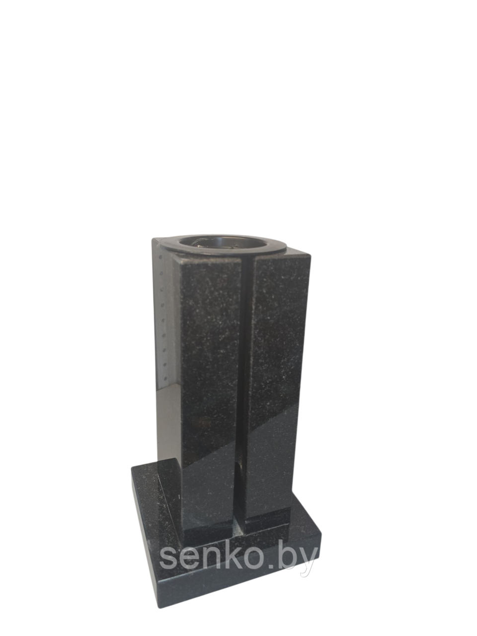 Ваза ПРЯМАЯ (28*14 , гранит Габбро, Карелия)