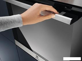 Электрический духовой шкаф Electrolux SurroundCook 600 EOF3H70X, фото 3