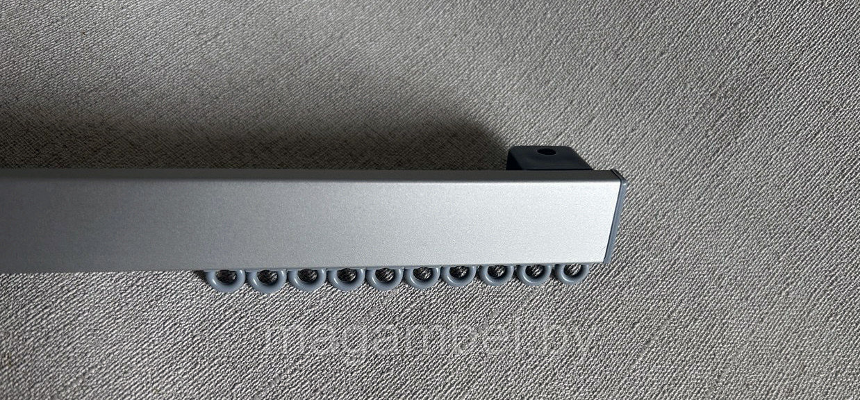 Алюминиевая шина серая однорядная