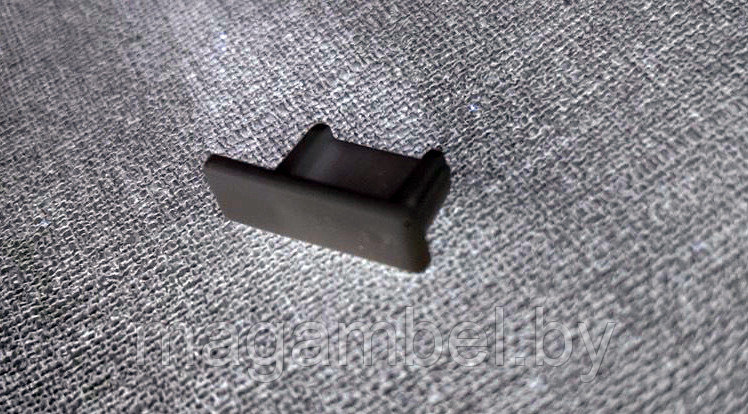 Заглушка для черного однорядного алюминиевого карниза