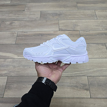 Кроссовки Wmns Nike V5 RNR White