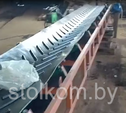 желобковый транспортёр для гравия