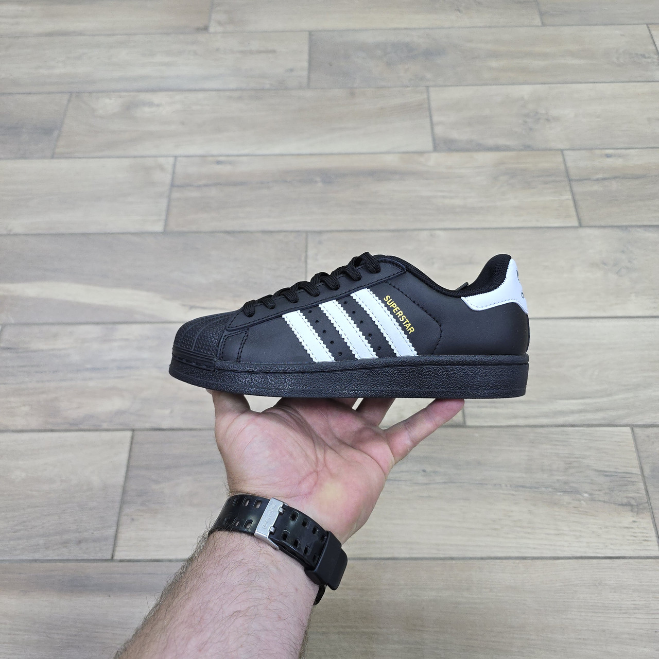 Кроссовки Wmns Adidas Superstar Black White