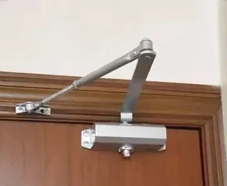 Доводчики и гибкие переходы