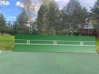Тренировочная стенка для большого тенниса из стеклопластика.