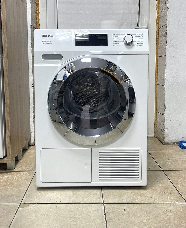 Новая сушильная машина автомат с тепловым насосом  MIELE   T1  TEF775WP  Германия гарантия 12 месяцев  643Н