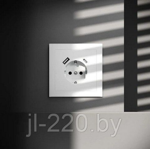 Розетка встраиваемая VOLTUM S70 с заземлением и защитными шторками, 16А, с USB, A+С, белая, матовая