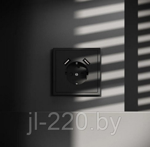 Розетка встраиваемая VOLTUM S70 с заземлением и защитными шторками, 16А, с USB, A+С, черная, матовая