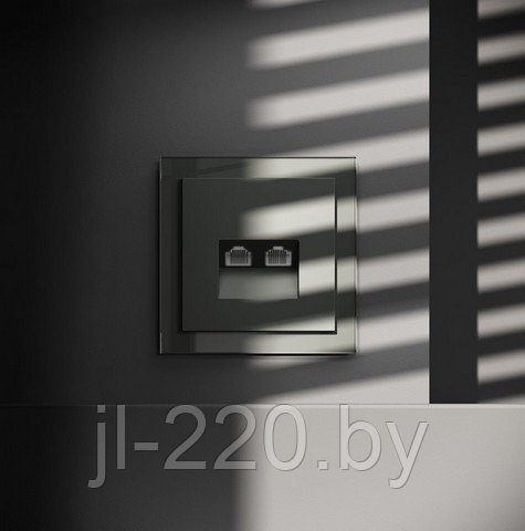 Розетка компьютерная встраиваемая VOLTUM S70 двойная RJ45+RJ45 кат.6, титан