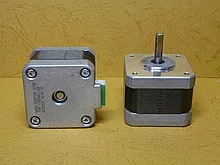 Шаговый приводной мотор по XY оси для 3D принтера MBot 3D Cube II/Grid II (MBMM001)
