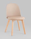 Стул Stool Group пластиковый Fog с подушкой бежевый деревянные ножки, фото 2
