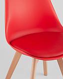 Стул Stool Group Frankfurt красный, сиденье из сочетания пластика и экокожи, ножки деревянные, фото 10