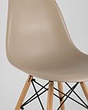 Комплект из четырех стульев Stool Group DSW бежево-серый пластик каркас из металла ножки натуральный массив, фото 10