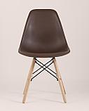 Стул Stool Group Eames Style DSW коричневый пластик, стальной каркас, натуральный массив бука, фото 6