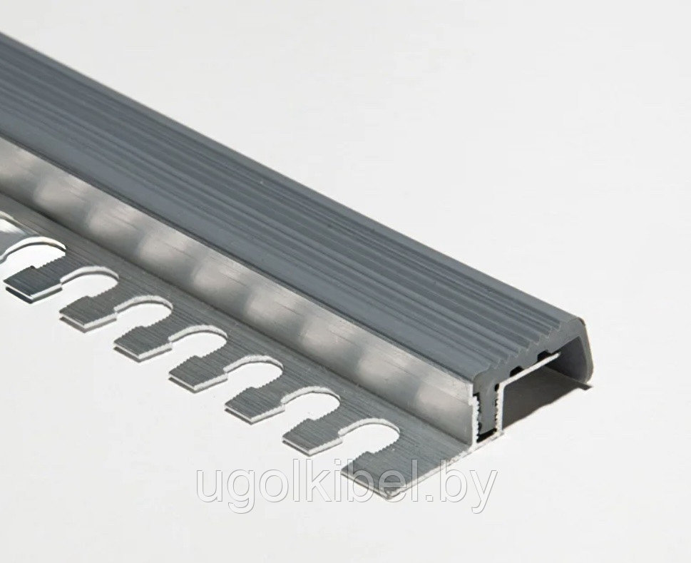 Профиль под плитку с СЕРОЙ резиновой вставкой ступень Р, 250 см.