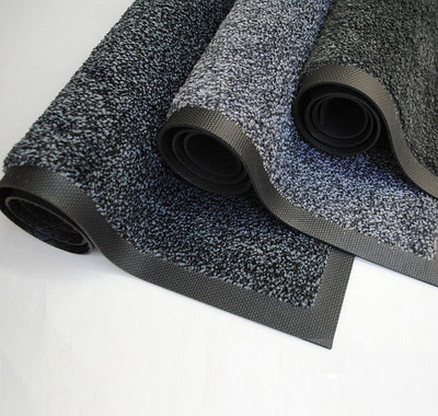 Kleen-Tex Грязезащитные ворсовые ковры на резиновой основе.