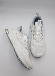 Лето без границ: Универсальные кроссовки для путешествий