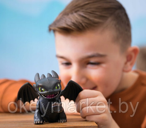 Интерактивная игрушка Spin Master Дракон Беззубик «Как приручить дракона» со звуком Ночная Фурия 6072696, фото 3