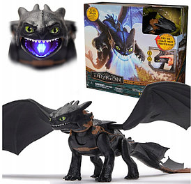 Фигурки DreamWorks Dragons Как приручить Дракона - Беззубик с плазменной атакой, светом и звуковыми эффектами