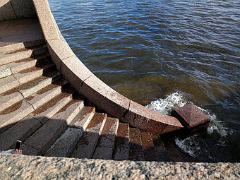 Мосты из гранита