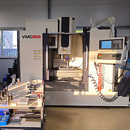 Фрезерный станок 3-х осевой  VMC855 с ЧПУ HNC + Renishaw