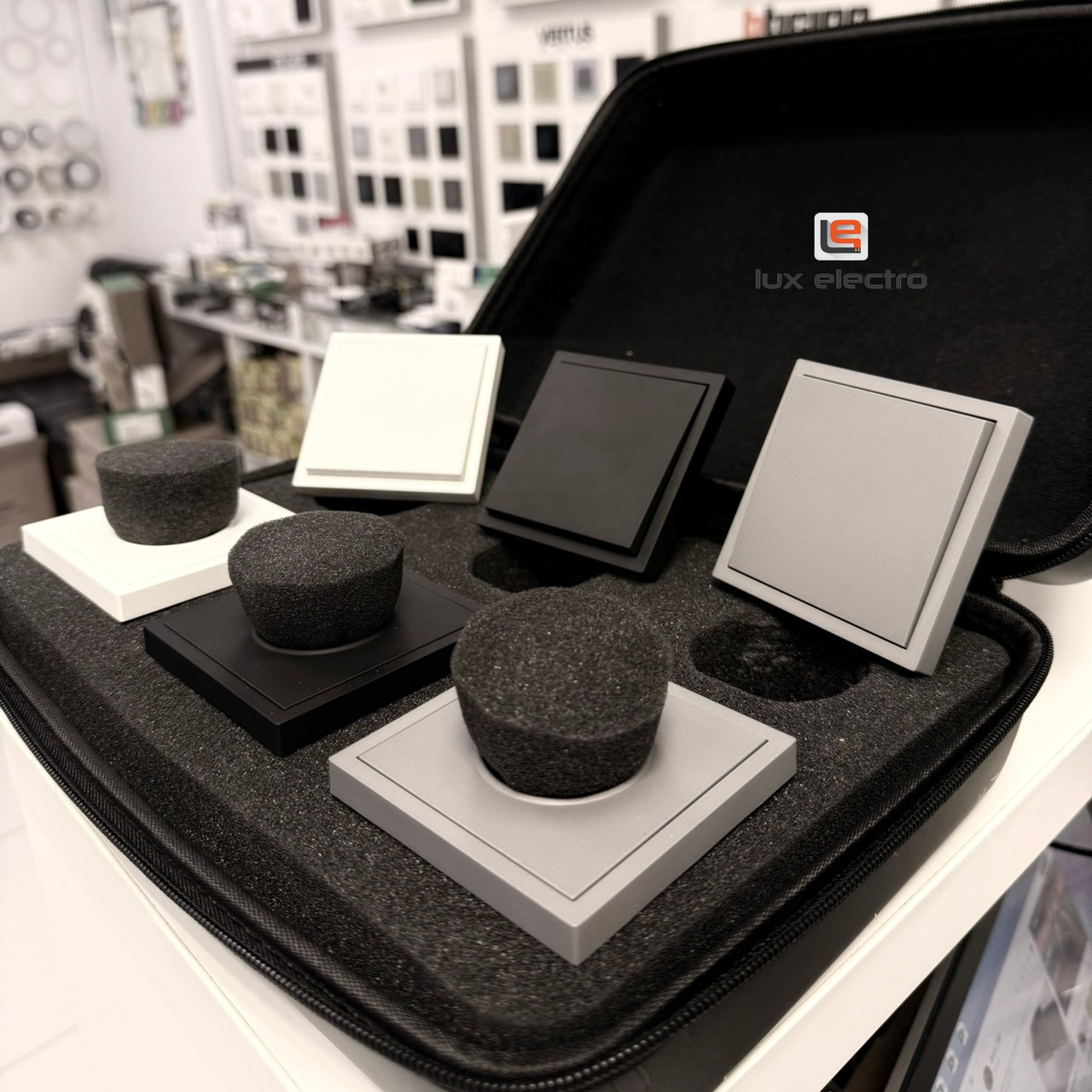 Розетки и выключатели STEKKER серия Эмили