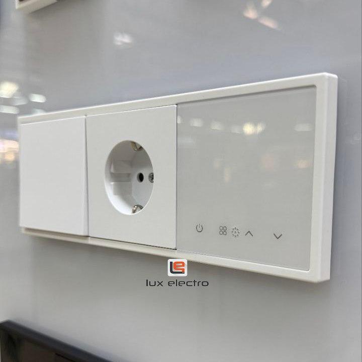 Розетки и выключатели VERTUS NEO Plus