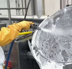 Что моют щелочными средствами