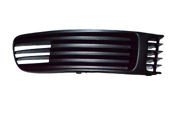 Молдинги, решетки Passat b5 1996-2000