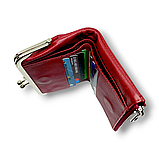 Женский кошелёк «Поцелуй»: вместительный и стильный (тёмно-красный), фото 5