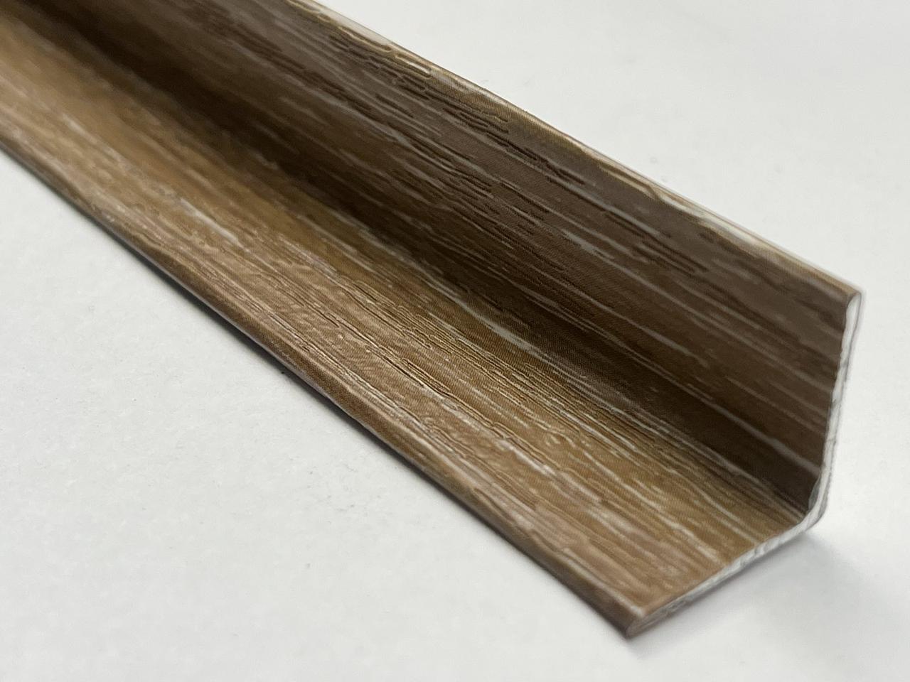 Внутренний уголок 18мм * 18мм 2,7м дуб натуральный