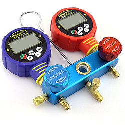 WK-6882-L Двухвентильный цифровой коллектор со шлангами 150 см  (3 шланга 1/4 SAE, 80 видов фреонов)